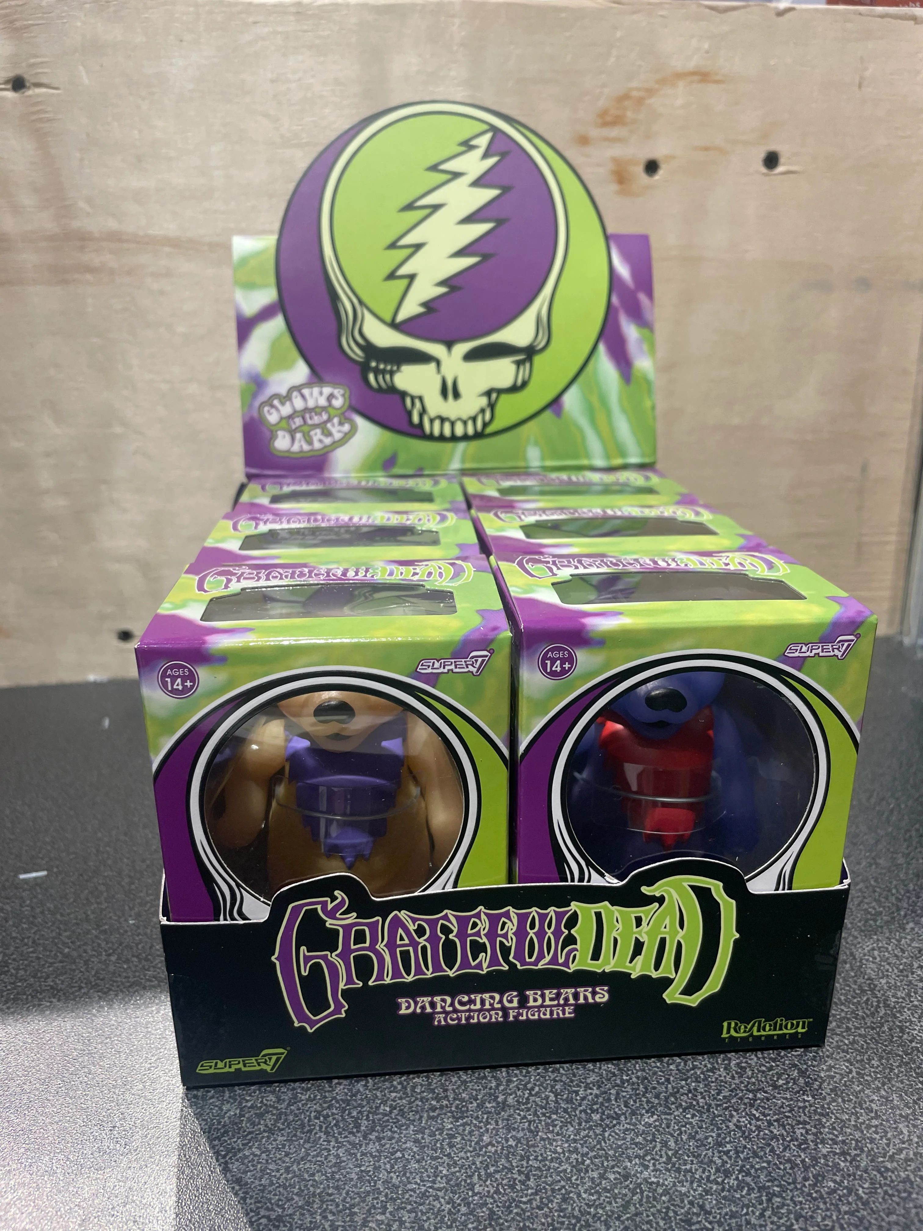 SUPER7 - Grateful Dead ReAction Figure - Glow in the Dark Dancing Bears - Image 9