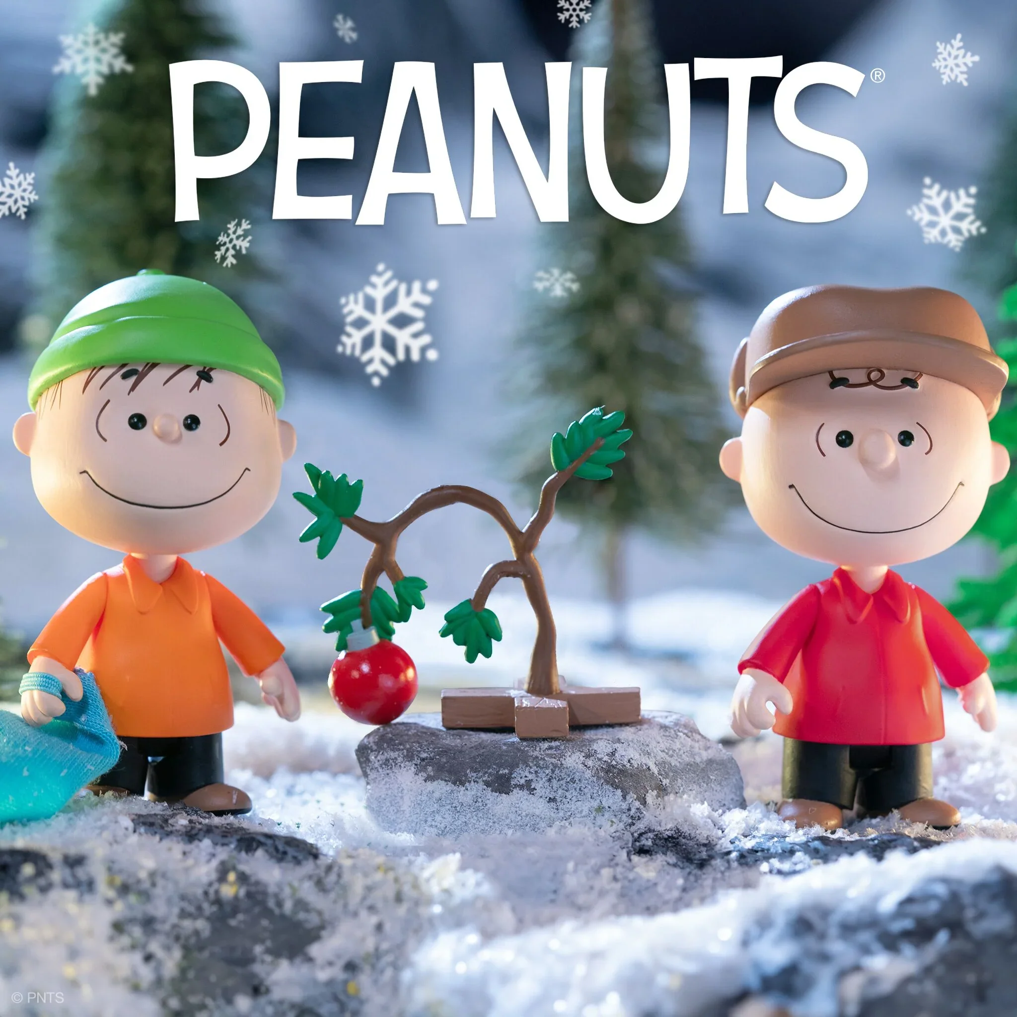 SUPER7 - Peanuts ReAction - Wave 6 Holiday Box Set - Charlie Brown & Linus & Sad Tree - Image 6